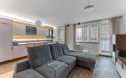 Pronájem bytu 3+kk 77 m²