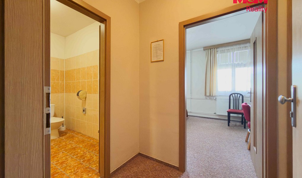 Prodej ubytovacího objektu 650 m², Karviná – náhled fotky 15