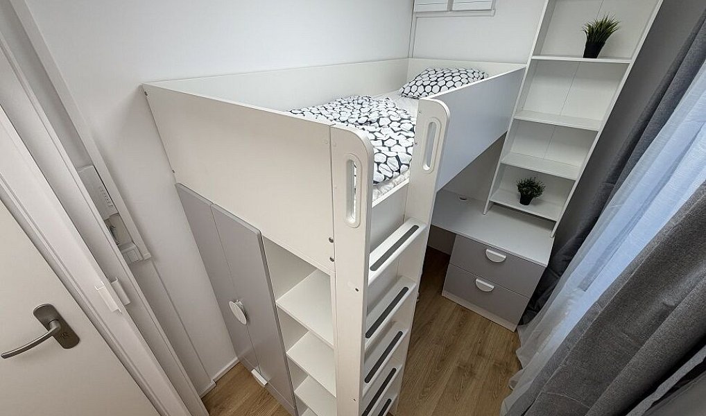 Prodej bytu 1+kk 10 m², Praha – náhled fotky 2