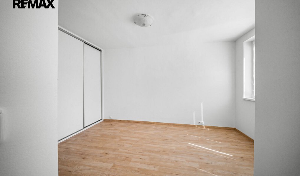 Prodej bytu 1+1 34 m², Praha – náhled fotky 6