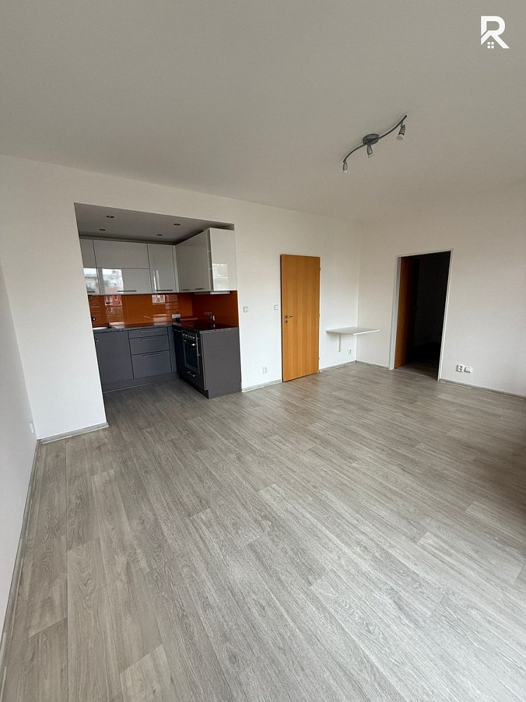 Pronájem bytu 2+kk 46 m² — photo 5