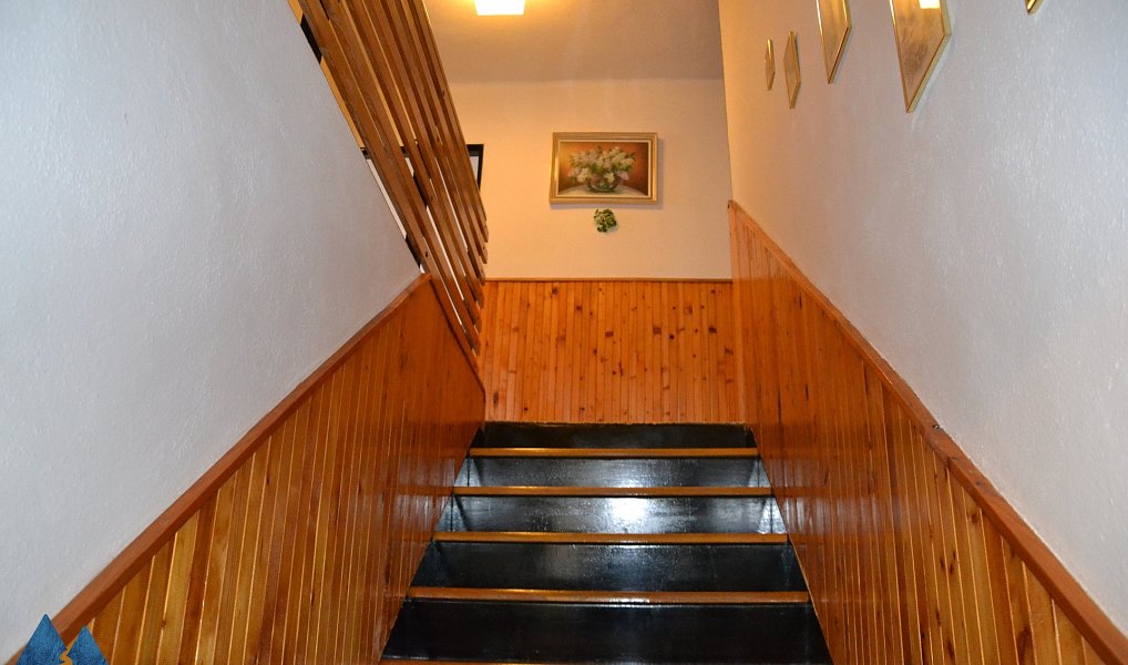 Prodej domu 180 m² s pozemkem 1 214 m², Strážné – náhled fotky 18