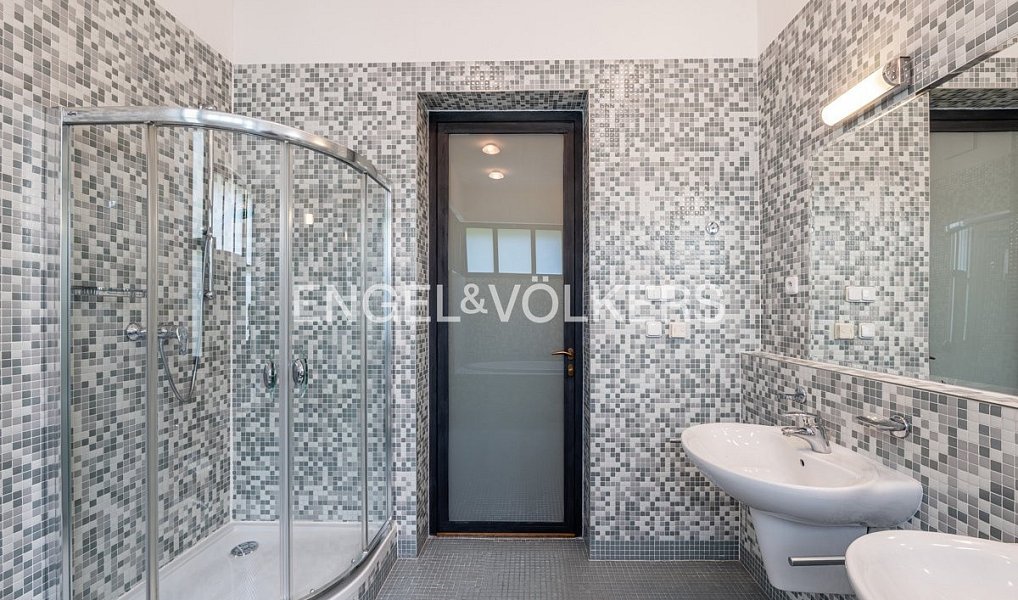 Pronájem bytu 3+1 115 m², Praha – náhled fotky 9