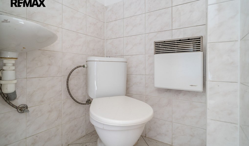 Prodej domu 151 m² s pozemkem 903 m², Lužná – náhled fotky 18