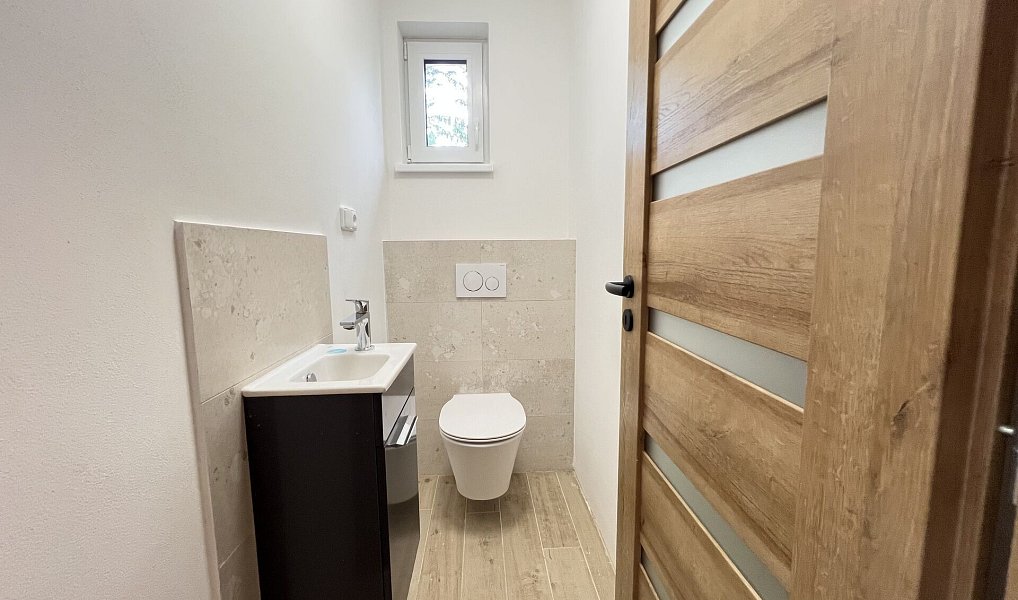 Prodej domu 145 m² s pozemkem 1 386 m², Očihov – náhled fotky 11