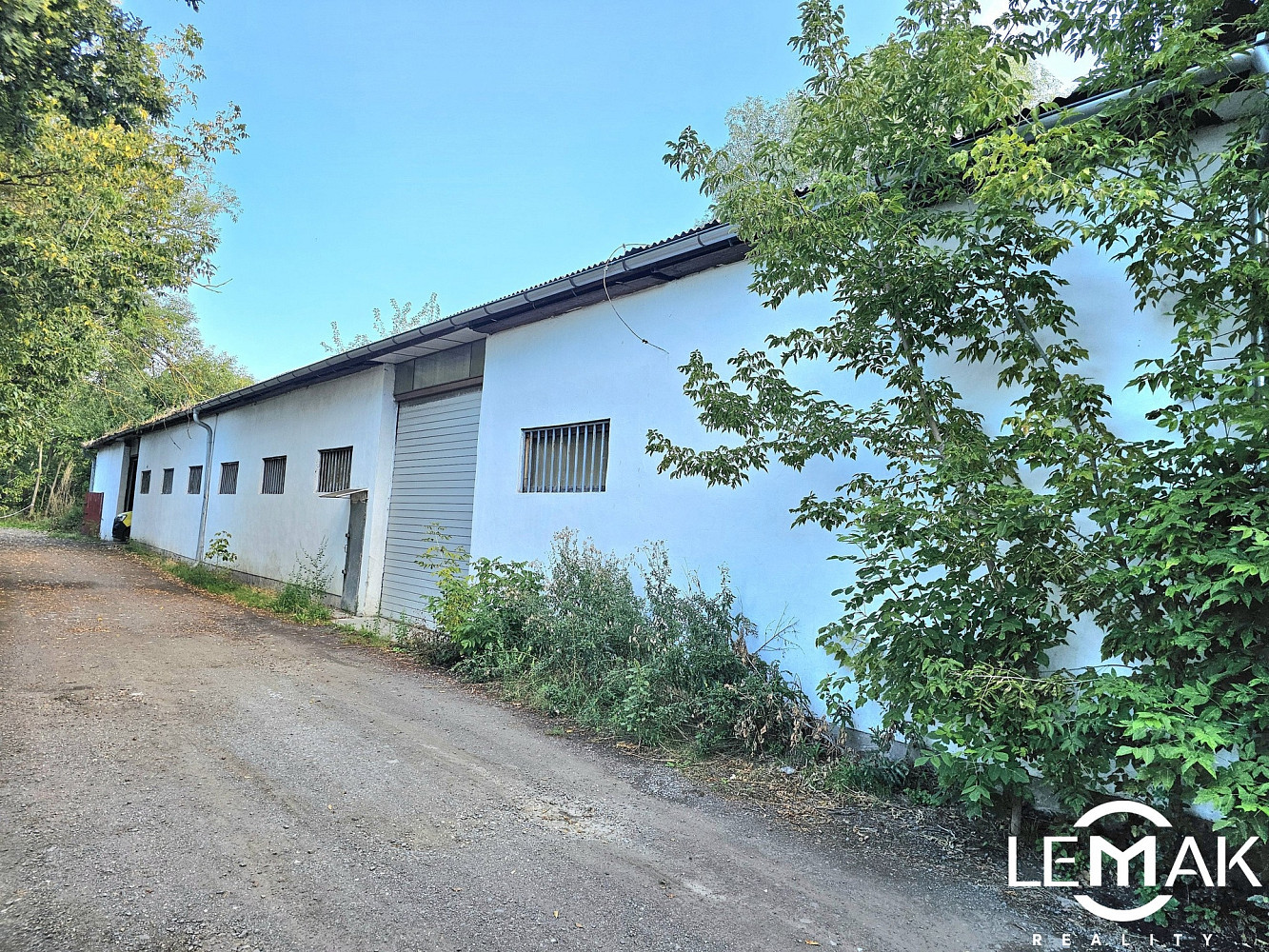 Prodej výrobních prostor 240 m² – fotografie 5