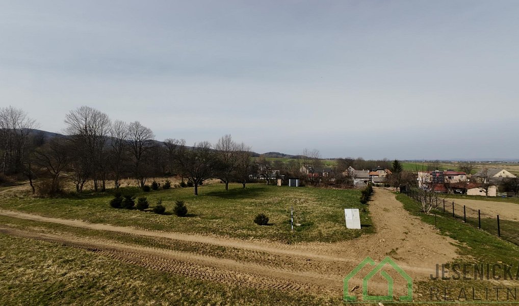 Prodej stavebního pozemku 1 447 m², Javorník – náhled fotky 8