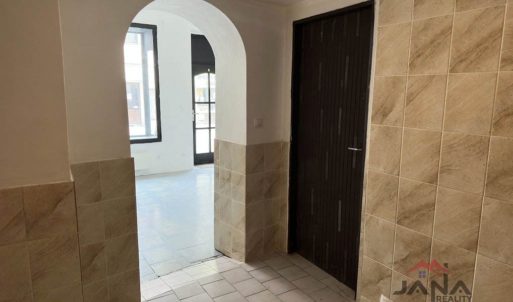 Pronájem obchodních prostor 22 m², Turnov – náhled fotky 5