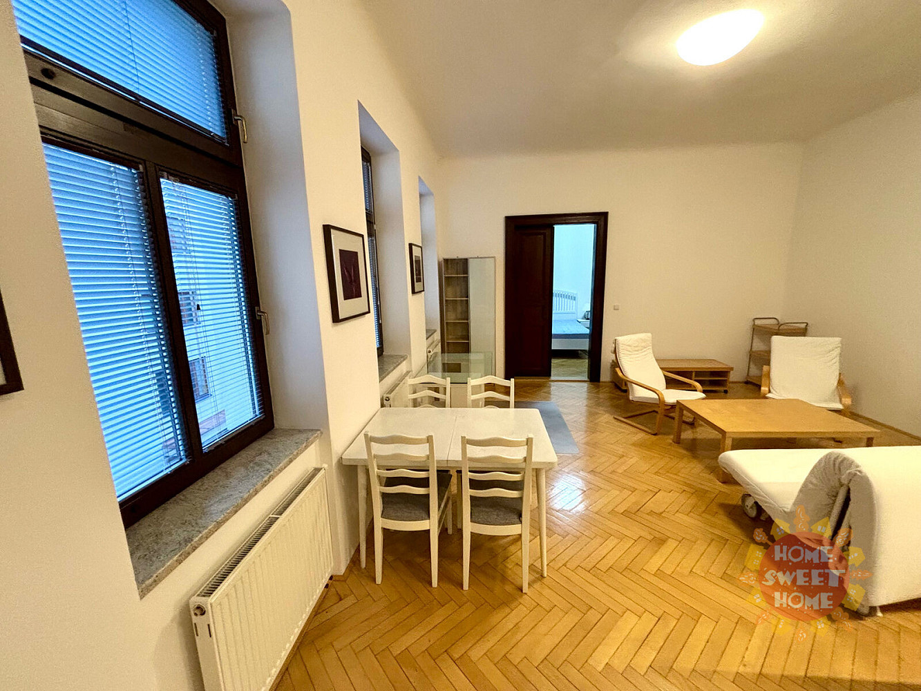Pronájem bytu 2+kk 71 m² — photo 2
