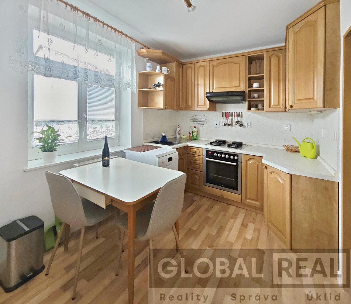 Pronájem bytu 2+1 54 m² – fotografie 2
