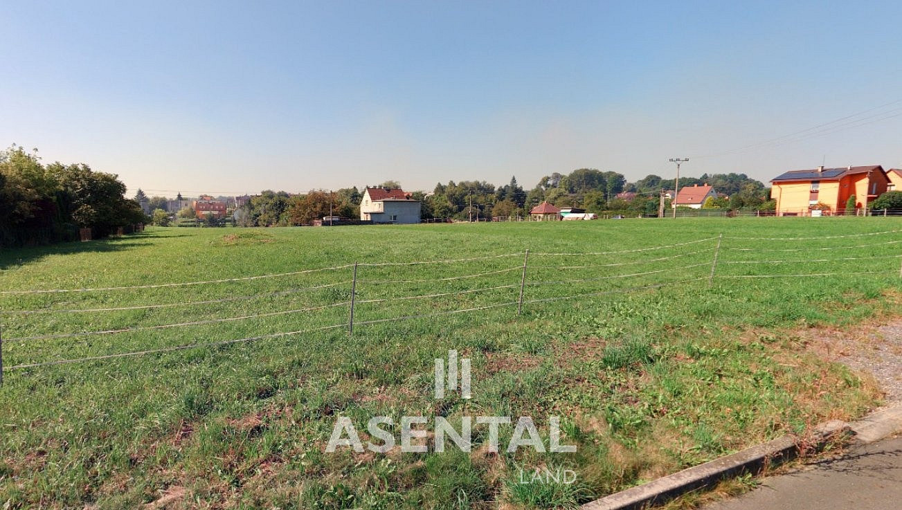 Prodej stavebního pozemku 8 444 m²