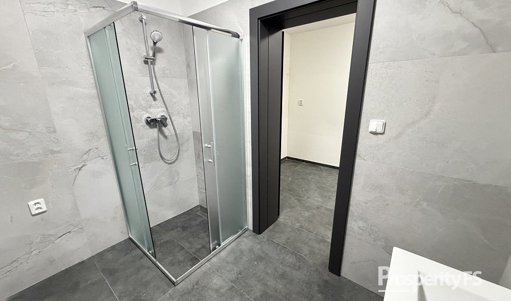 Pronájem komerčního objektu (jiného typu) 54 m², Bystřice – náhled fotky 11