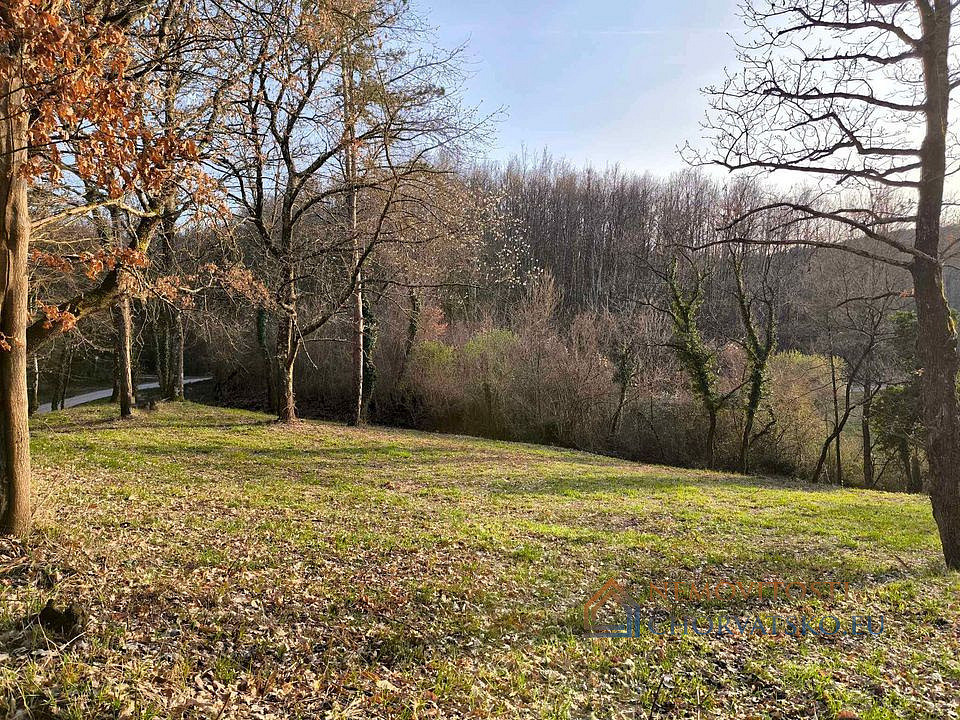 Prodej stavebního pozemku 1 083 m² - Mehr