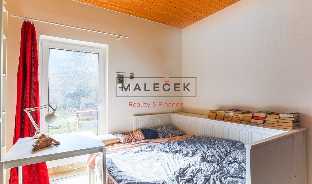 Prodej domu 258 m² s pozemkem 1 265 m², Zadní Třebaň – náhled fotky 10