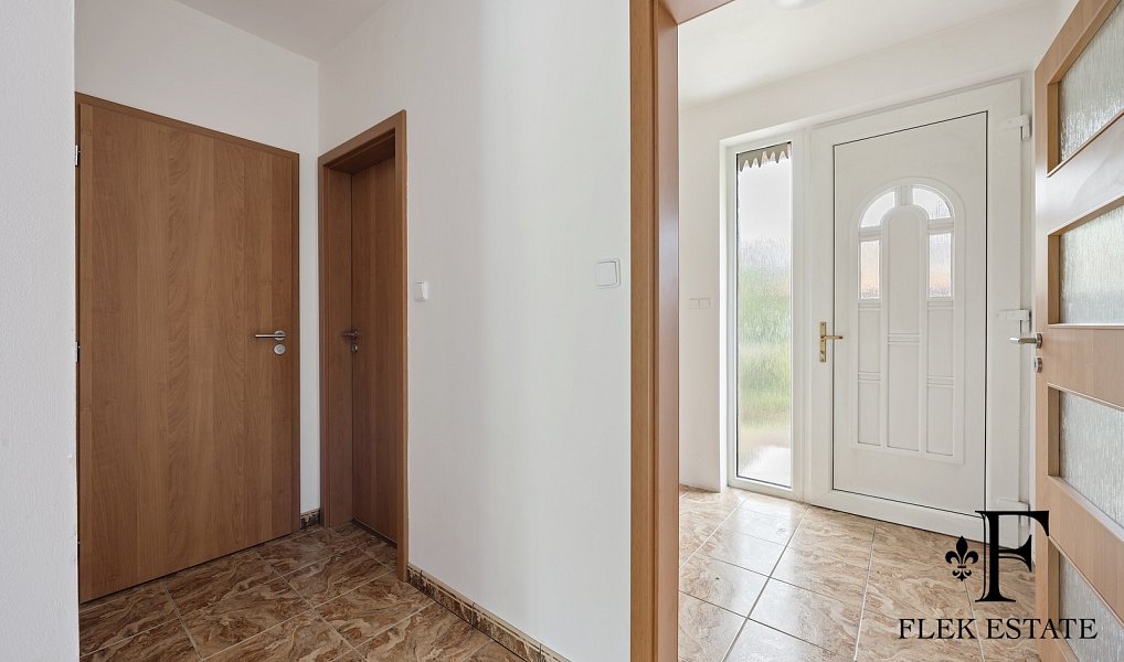 Prodej domu 180 m² s pozemkem 1 666 m², Tisová – náhled fotky 16