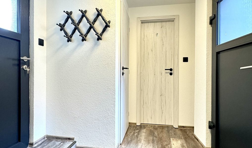 Prodej domu 220 m² s pozemkem 421 m², Tachov – náhled fotky 28