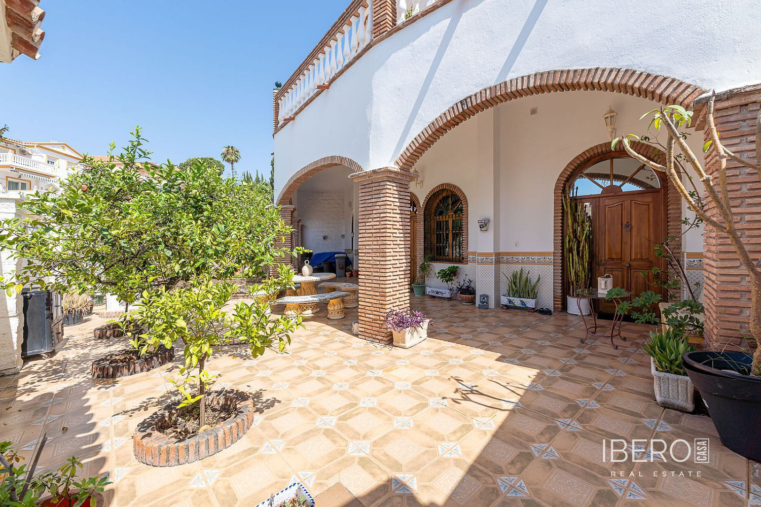 Prodej domu 379 m² s pozemkem 256 m²