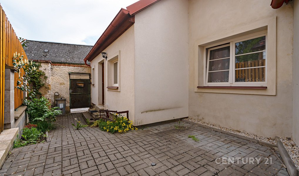 Prodej domu 143 m² s pozemkem 321 m², Žlutice – náhled fotky 16