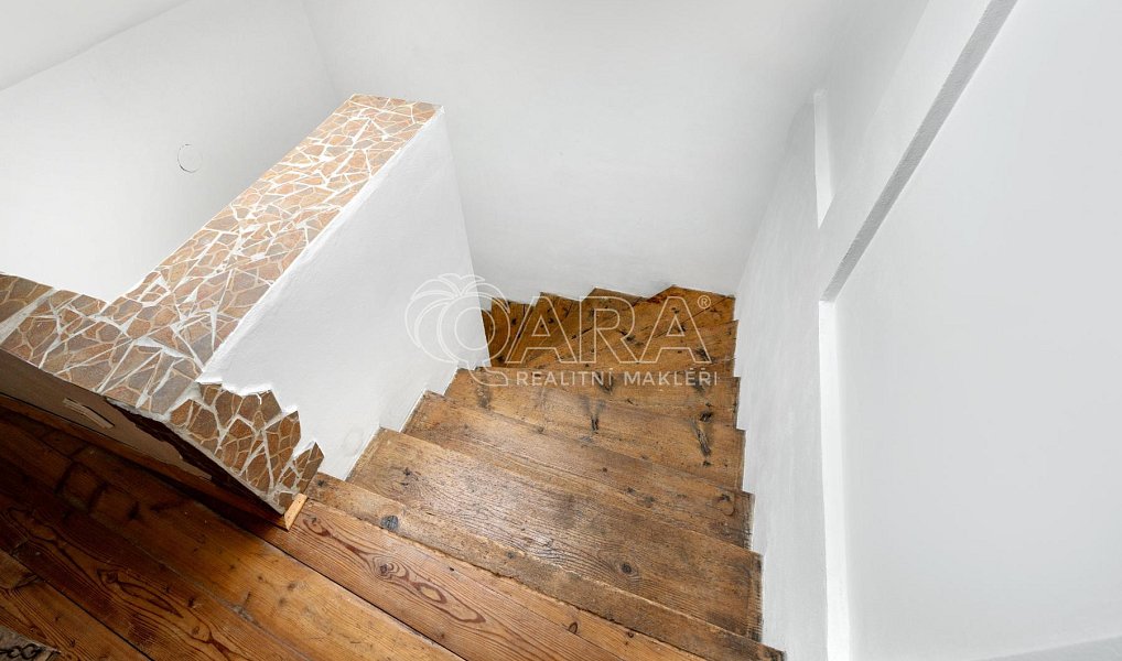 Prodej bytu atypického 228 m², Velvary – náhled fotky 9