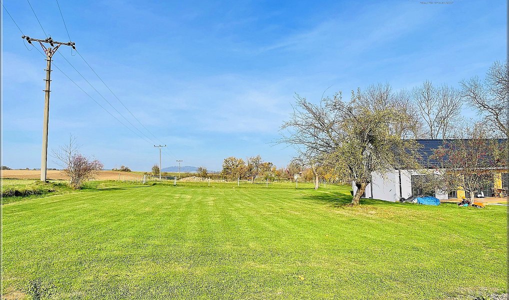 Prodej stavebního pozemku 1 187 m², Bystřice – náhled fotky 12