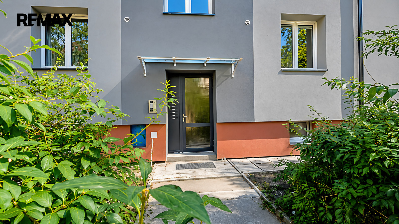 Prodej bytu 2+1 55 m² – fotografie 2