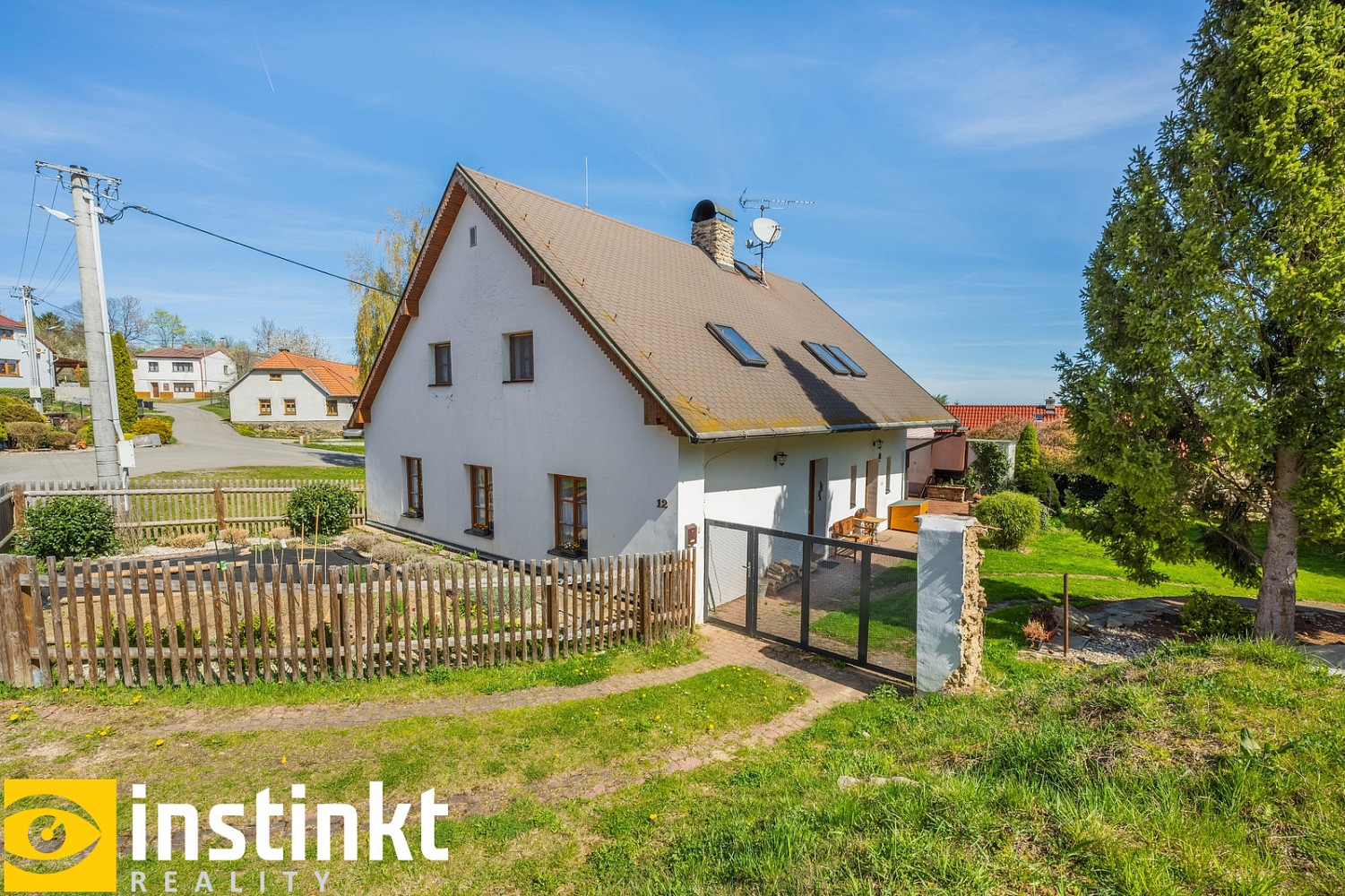 Prodej domu 180 m² s pozemkem 1 718 m² – fotografie 2