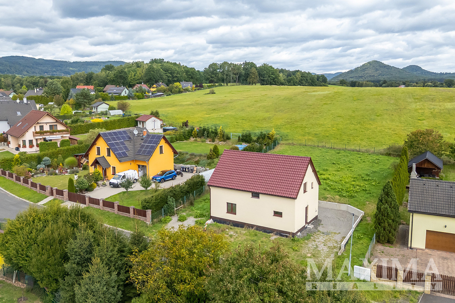 Prodej domu 130 m² s pozemkem 1 132 m² – fotografie 2