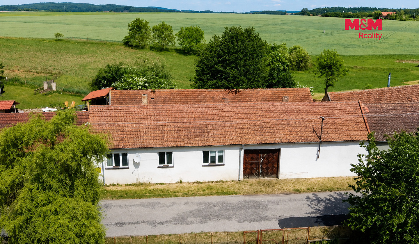 Prodej domu 80 m² s pozemkem 671 m² — photo 2