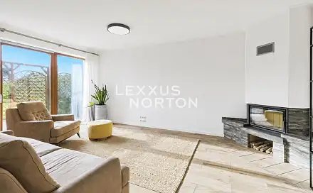 Pronájem domu 163 m² s pozemkem 450 m², Zvoncová, Roztoky, okres Praha-západ
