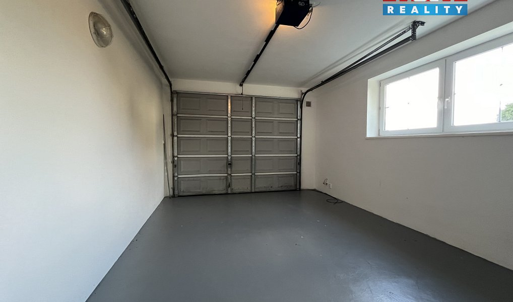 Prodej domu 200 m² s pozemkem 831 m², Panenské Břežany – náhled fotky 24