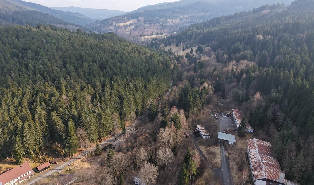 Prodej stavebního pozemku 1 000 m², Hamry – náhled fotky 7
