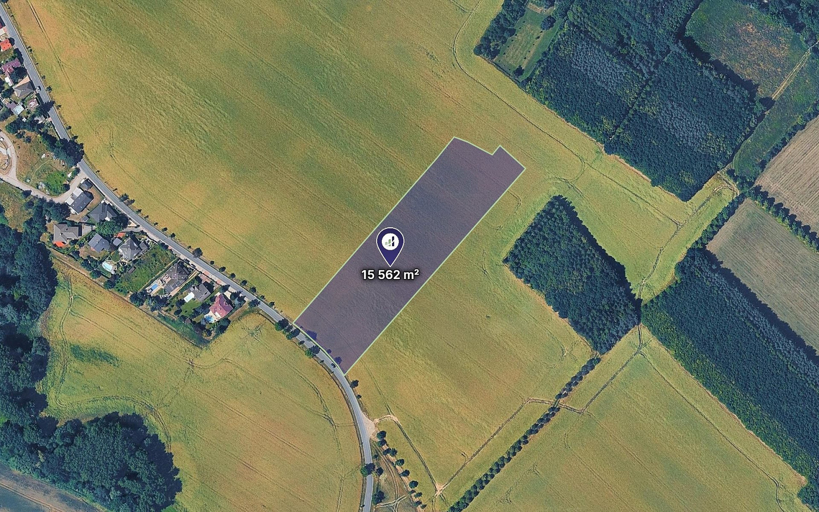 Prodej pole 2 594 m²