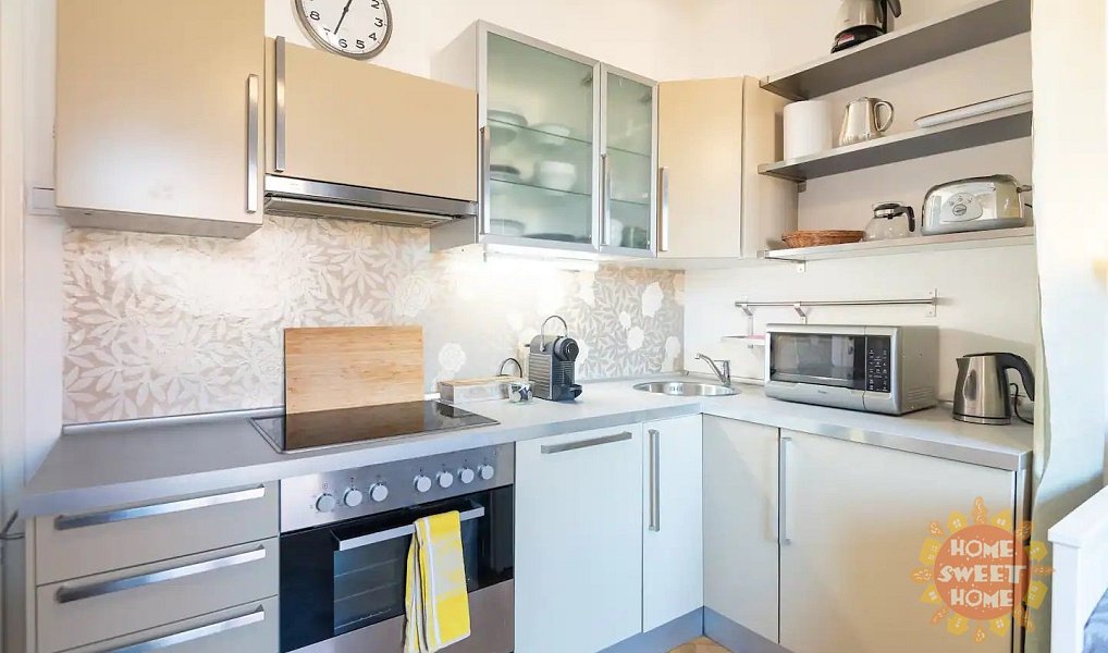 Pronájem bytu 1+kk 24 m², Praha – náhled fotky 8