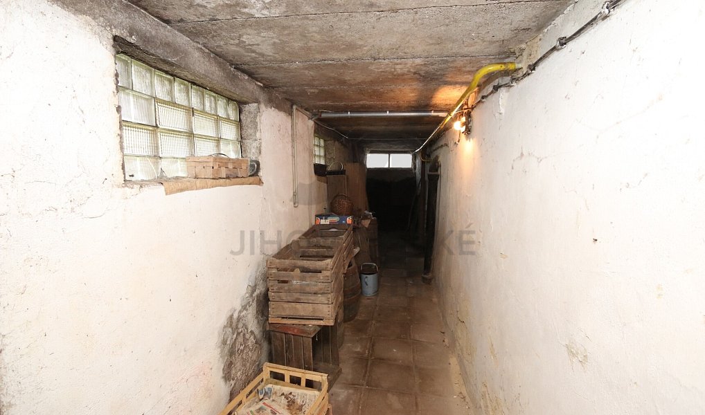 Prodej domu 150 m² s pozemkem 1 828 m², Lysice – náhled fotky 26