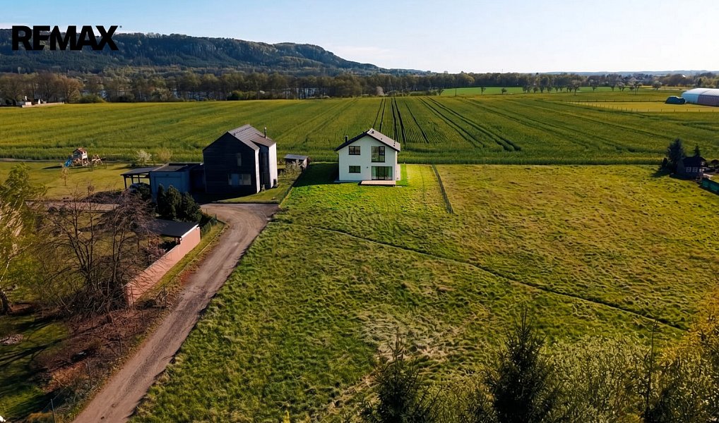 Prodej stavebního pozemku 871 m², Žďár – náhled fotky 8