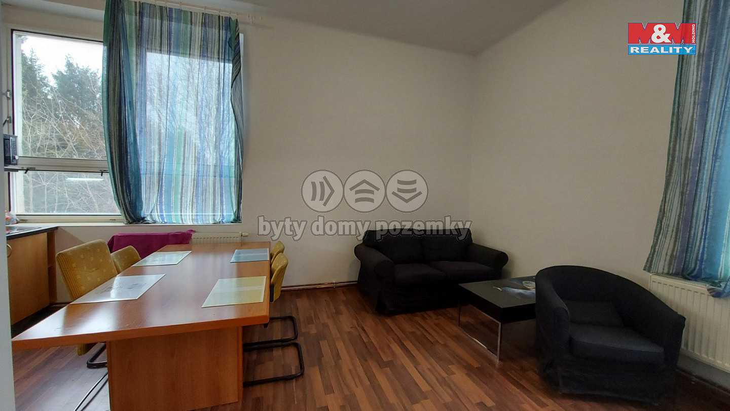 Pronájem bytu 1+1 85 m² — photo 3