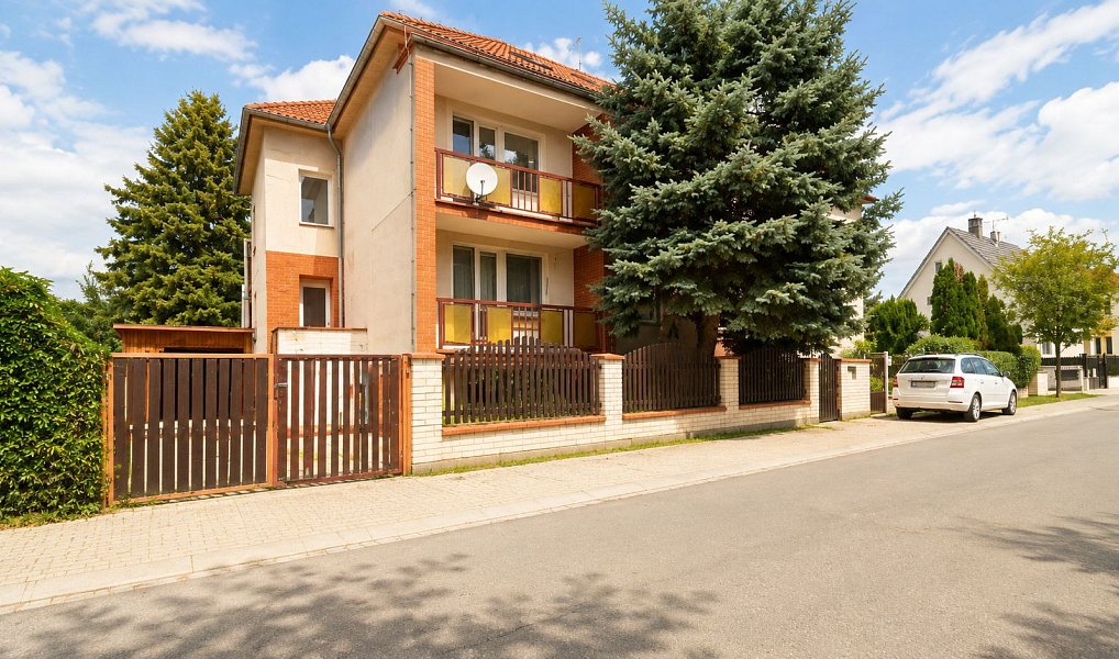 Prodej domu 246 m² s pozemkem 375 m², Poděbrady – náhled fotky 4