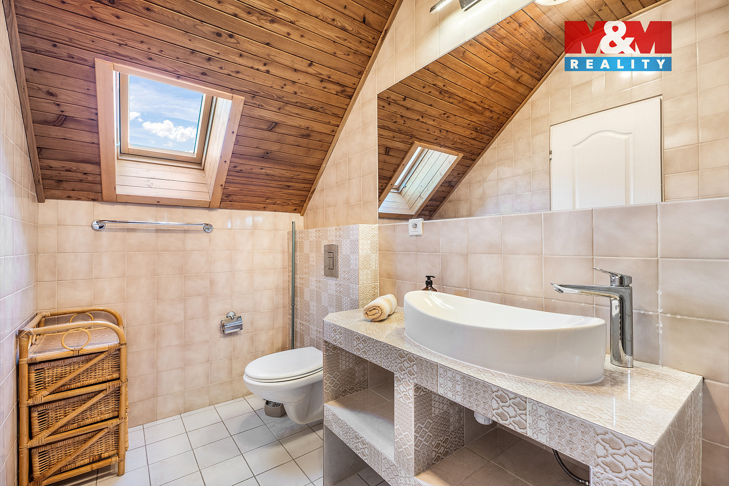 Prodej domu 239 m² s pozemkem 404 m² – fotografie 3