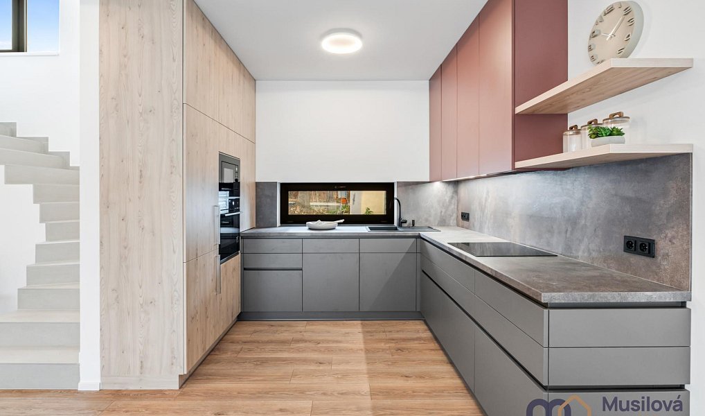 Prodej domu 150 m² s pozemkem 636 m², Újezdeček – náhled fotky 3