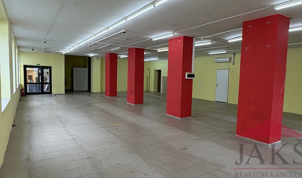 Prodej obchodních prostor 385 m², Sušice – náhled fotky 11