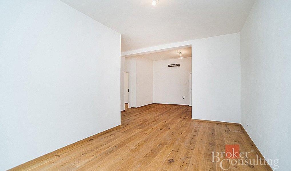 Pronájem kanceláře 110 m², Praha – náhled fotky 5