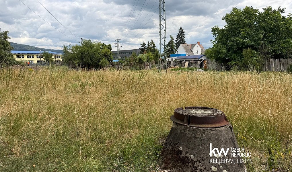 Prodej zahrady 1 468 m², Teplice – náhled fotky 4