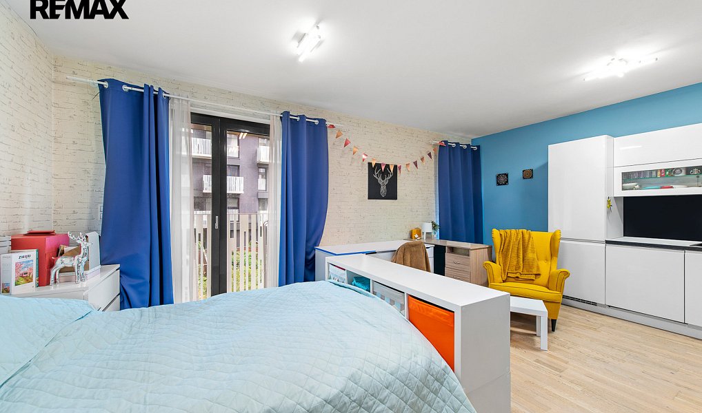 Prodej bytu 1+kk 34 m², Praha – náhled fotky 3