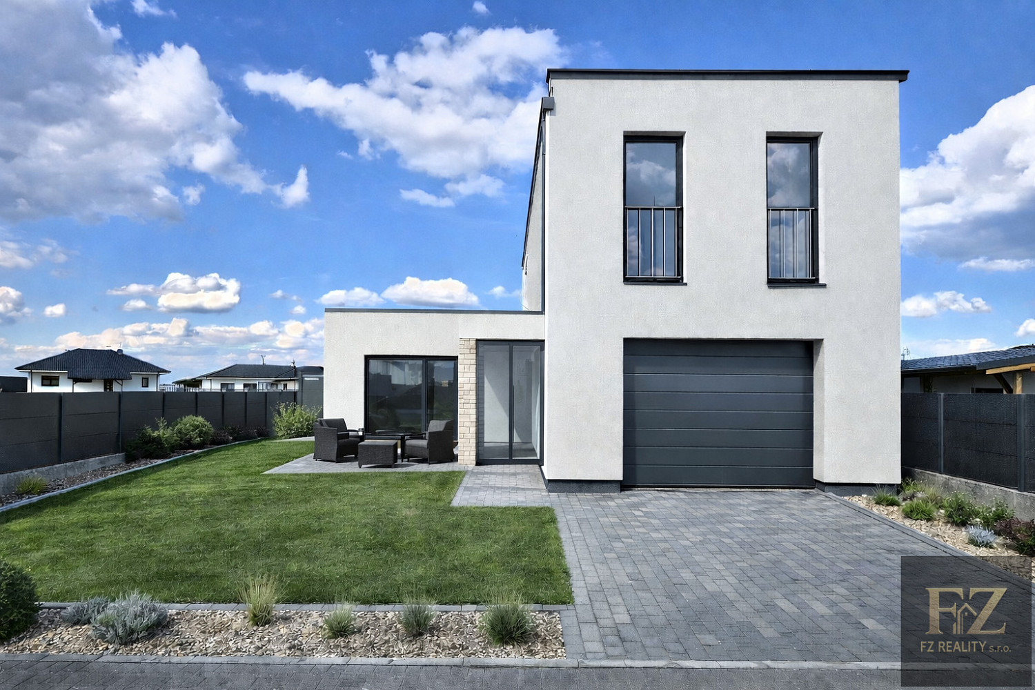 Prodej domu 141 m² s pozemkem 810 m² – fotografie 2