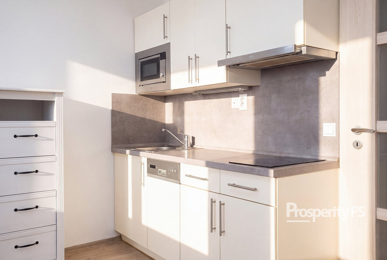 Prodej bytu 1+kk 33 m² – fotografie 2