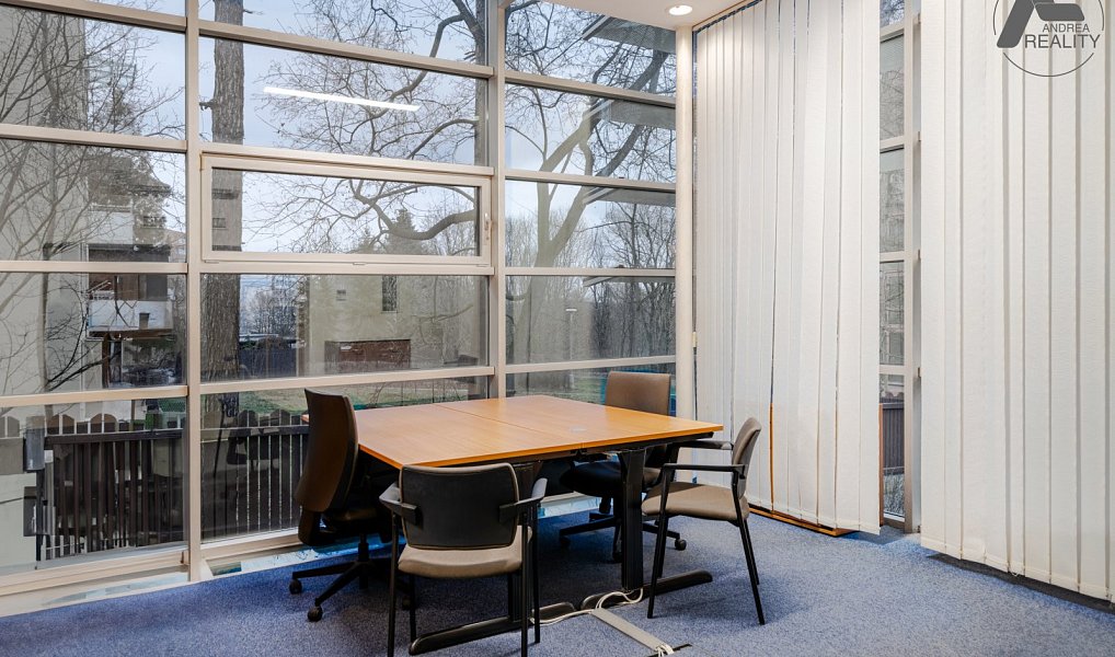 Prodej kanceláře 686 m², Strakonice – náhled fotky 11