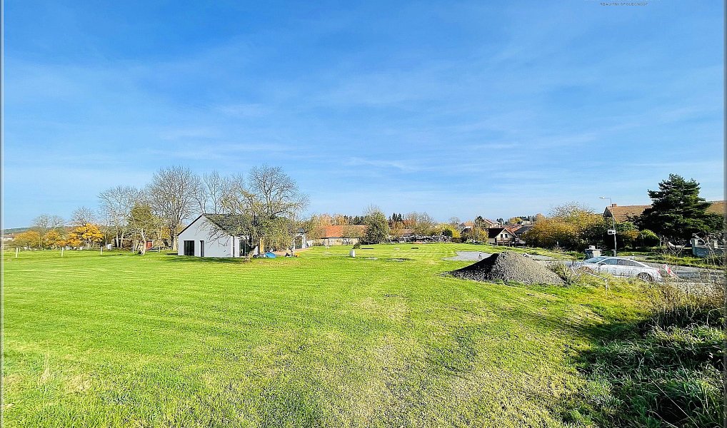 Prodej stavebního pozemku 1 187 m², Bystřice – fotka 1 z 12