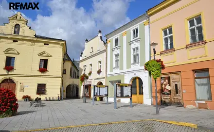 Prodej nájemního domu, činžáku 307 m², Masarykovo nám., Uničov, okres Olomouc