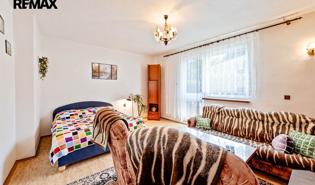 Prodej domu 290 m² s pozemkem 1 221 m², Sedlec-Prčice – náhled fotky 15