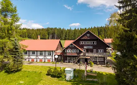 Potůčky, Okres Karlovy Vary